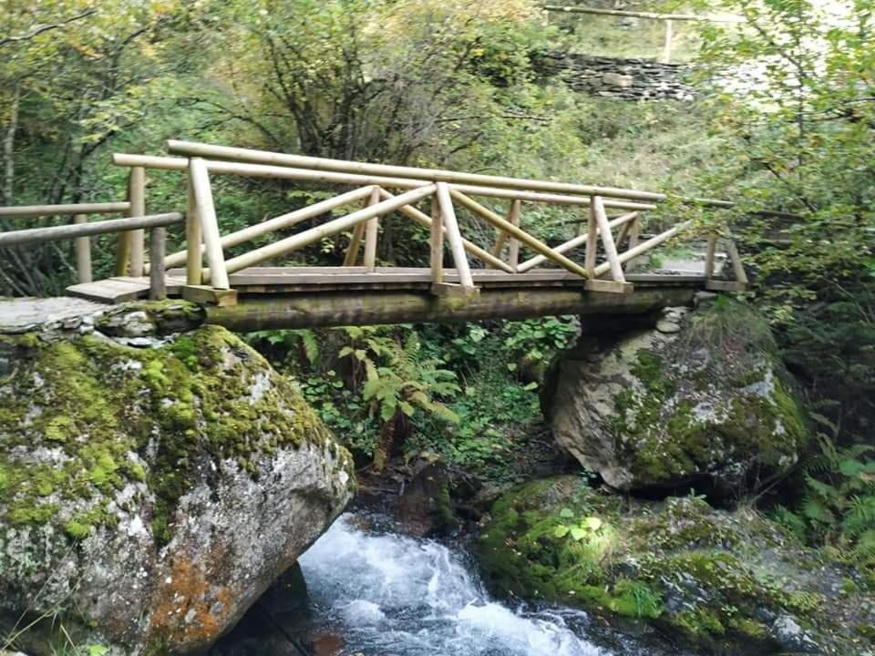 Casa Rural Cal Rocco Porta Del Pirineu Побла-де-Сеґур Номер фото